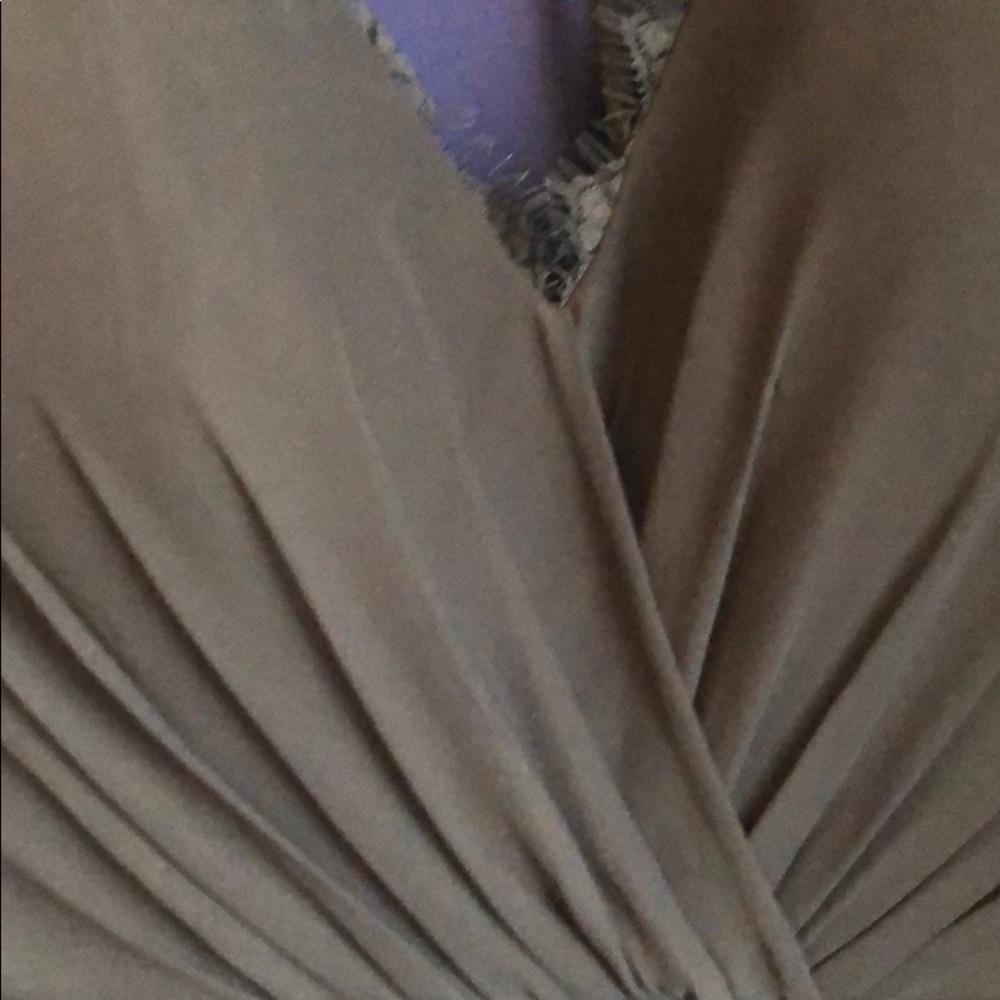 2 gowns - Picture 5 of 8
